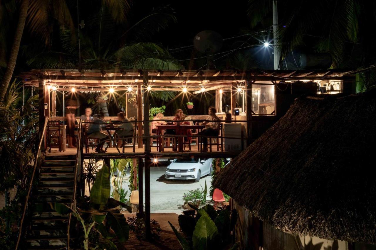 Casa Mate Beachfront Cabanas El Cuyo Ngoại thất bức ảnh